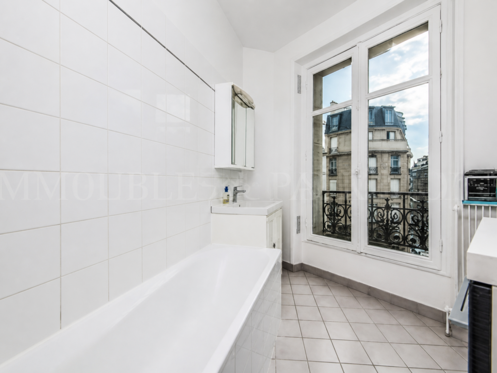 Appartement traversant de 77,62 m² - Paris 16e | Immeubles & Patrimoine