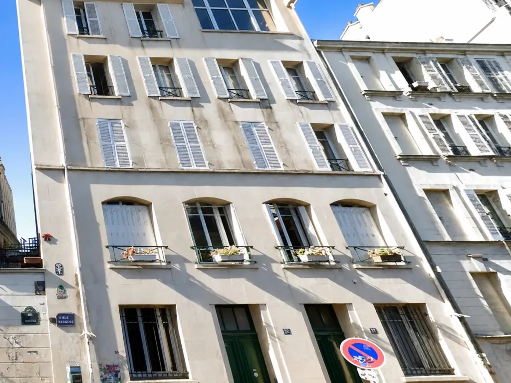 Immeuble tertiaire - 393 m2 -Paris 18e | Immeubles & Patrimoine